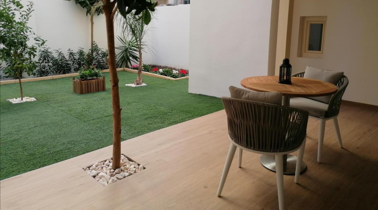 Lux Suite Таранто Экстерьер фото