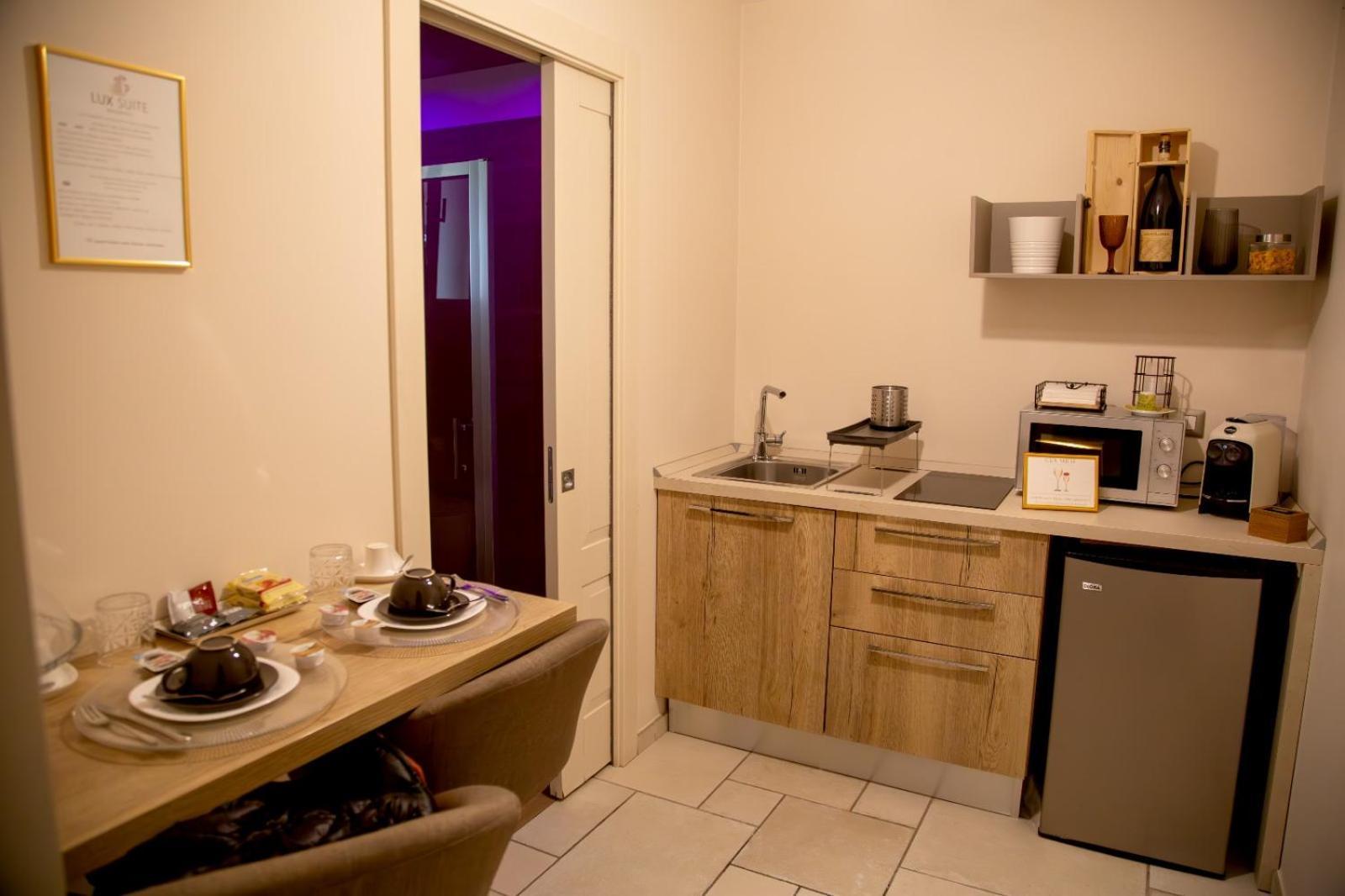 Lux Suite Таранто Экстерьер фото